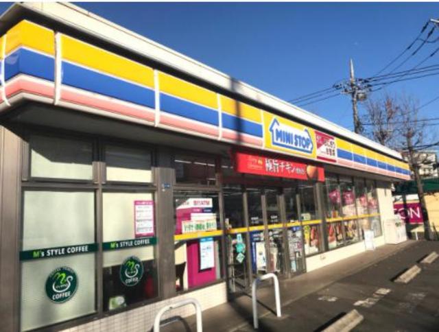 コンビニ　ミニストップ虹ヶ丘店（コンビニ）まで295m