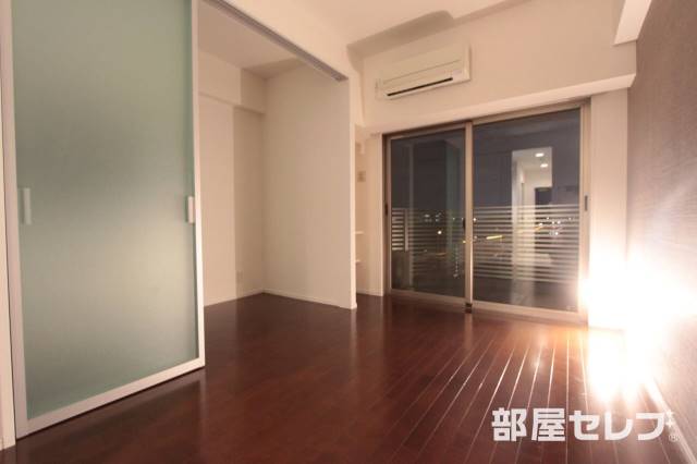 居室・リビング　５．６帖のリビングです