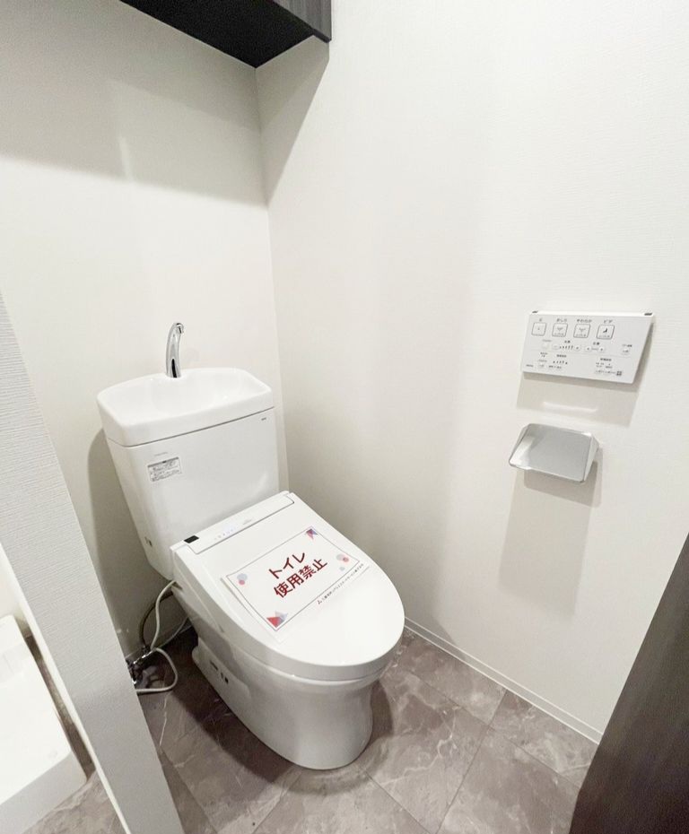 トイレ　別部屋参考画像