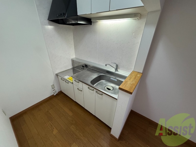 キッチン　キッチンはスペースも広々していて使いやすそうですよ！