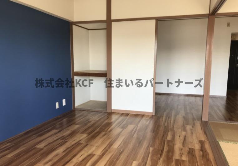 居室・リビング　こちらのリビングで趣味の時間をお楽しみください