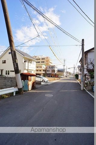 その他　前面道路（その他）まで10m