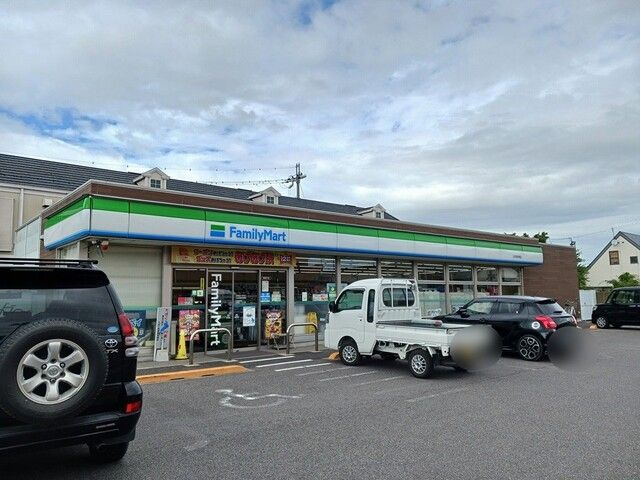 コンビニ　ファミリーマート東沖野店様（コンビニ）まで440m