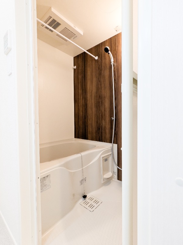 バス・シャワールーム　図面と現状に相違がある場合には現状を優先