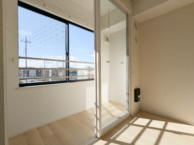 バルコニー　図面と現状に相違がある場合には現状を優先