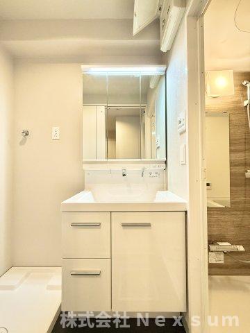 洗面設備　忙しい朝には欠かせない洗面所です