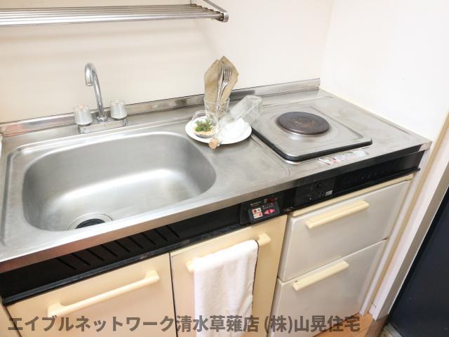 キッチン　キッチンでお料理をお楽しみください