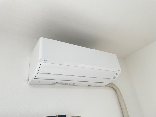 その他設備　２０２５年リビングにエアコン取り付け。
