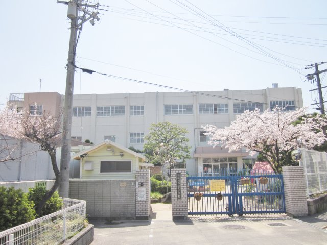 小学校　寝屋川市立北小学校（小学校）まで418m