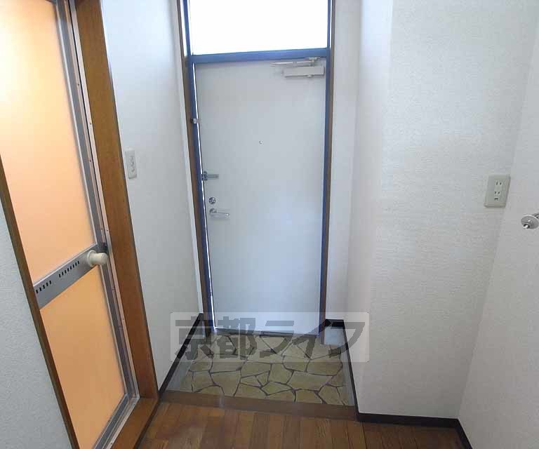 玄関　きれいな玄関です。