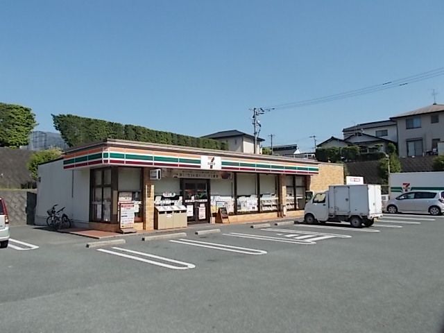 コンビニ　セブンイレブン テレビ熊本前店（コンビニ）まで340m