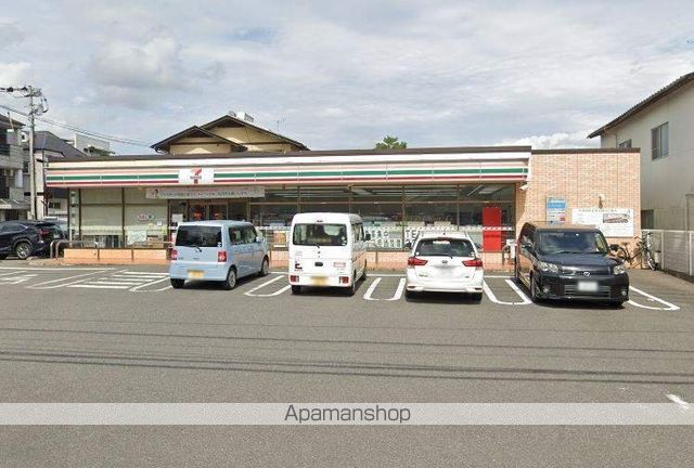 コンビニ　セブンイレブン（コンビニ）まで478m