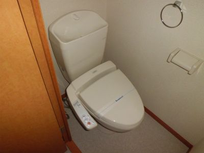 トイレ　クローゼット