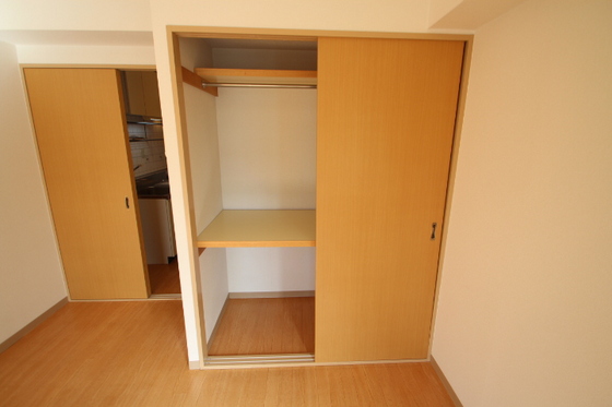 収納　※別号室の写真になります。