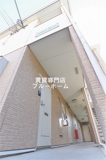 建物外観　木造2階建ての物件！
