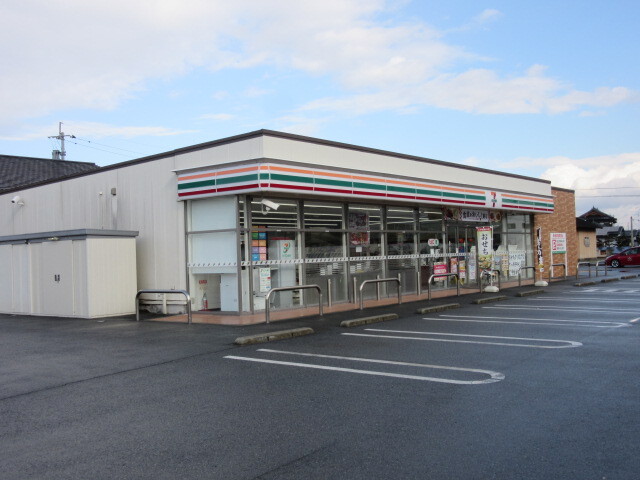 コンビニ　セブンイレブン八代井上町店（コンビニ）まで1200m