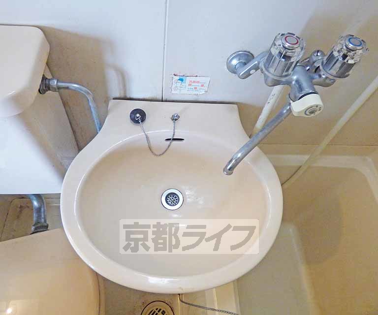 洗面設備　洗面台です。