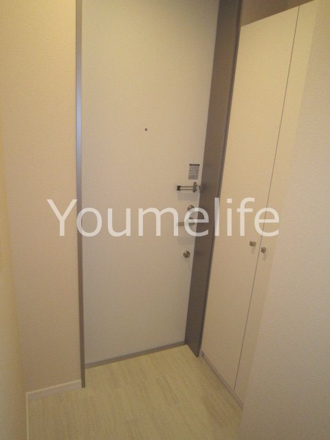 玄関　※参考写真