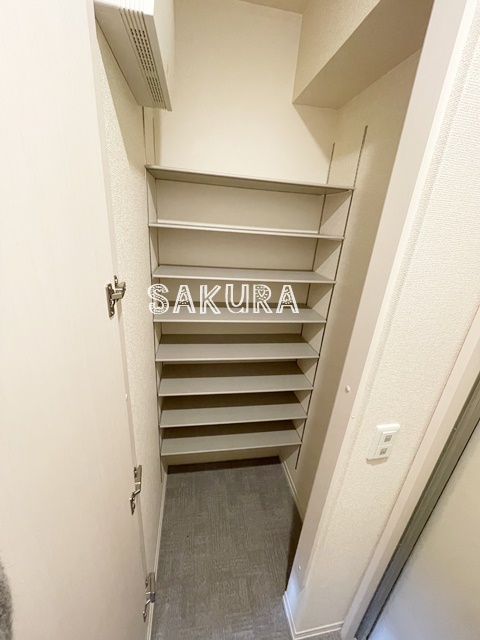 玄関　大容量のシューズボックス♪