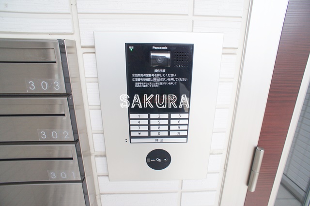 セキュリティ　女性の方でも安心のモニター付きオートロック♪