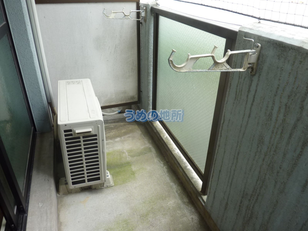 バルコニー　P1570268　ロゴ圧縮済