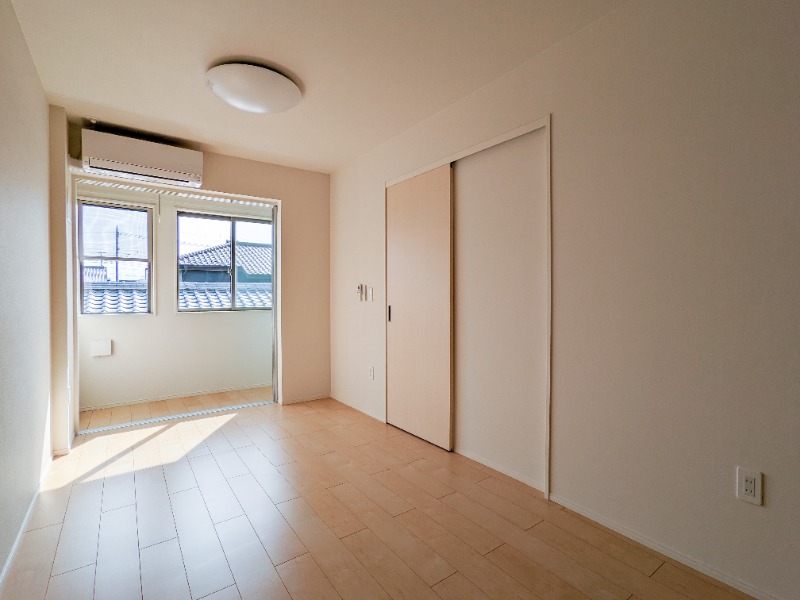 居室・リビング　図面と現状に相違がある場合には現状を優先