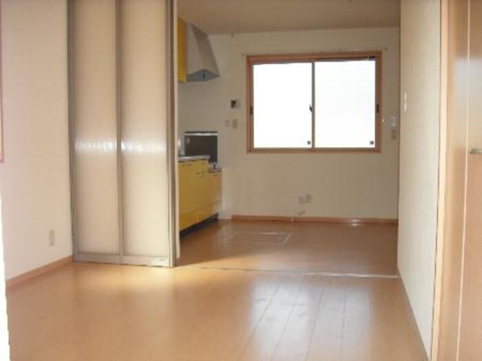 居室・リビング　ジュパールI棟I101 南西洋室 DK