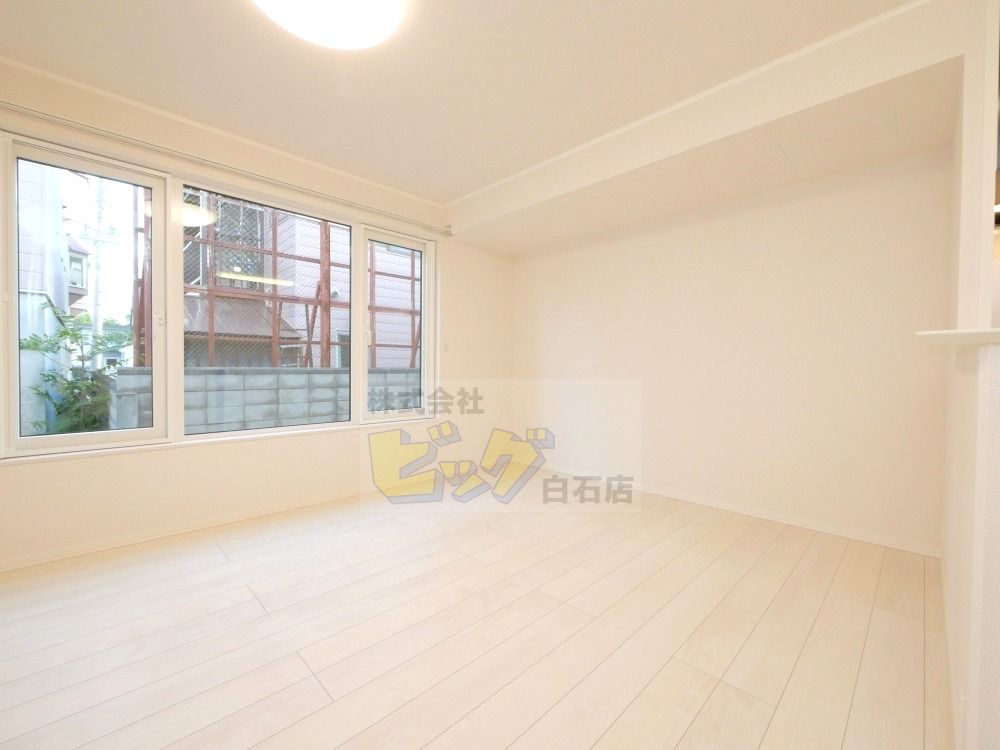 居室・リビング　使いやすい広々としたリビングです♪