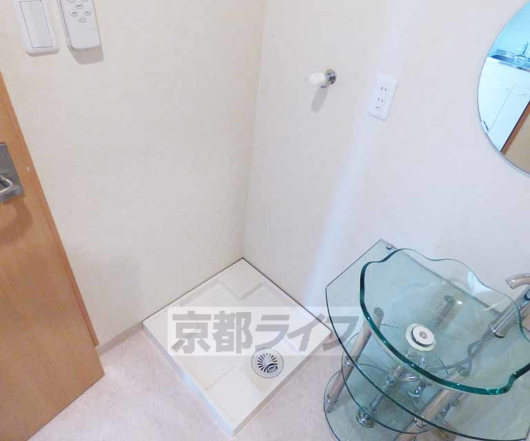 バス・シャワールーム　脱衣所ございます。