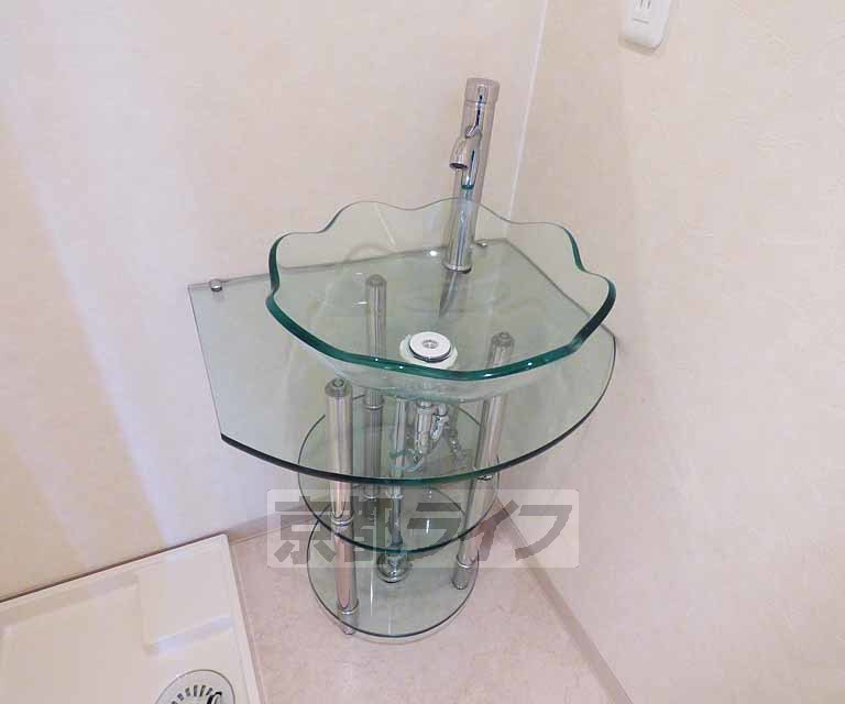 洗面設備　独立洗面台です。