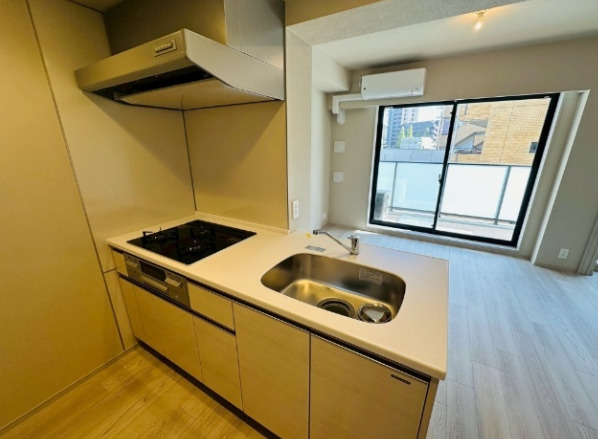 キッチン　※別部屋参考写真