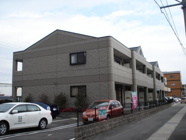 建物外観　外観写真（昼）