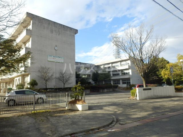 中学校　東海市立名和中学校（中学校）まで1394m