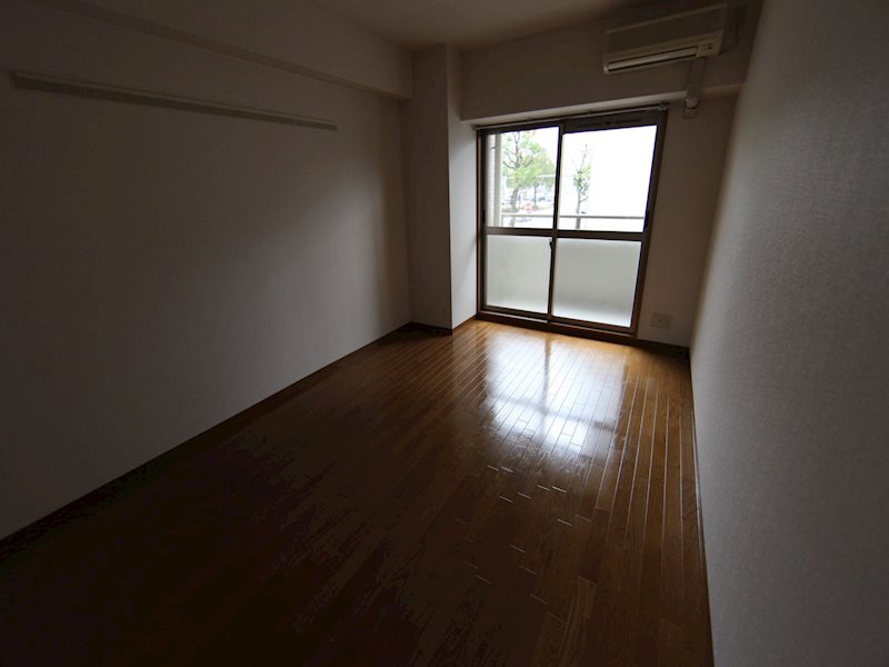 その他部屋・スペース　洋室9帖　エアコン完備