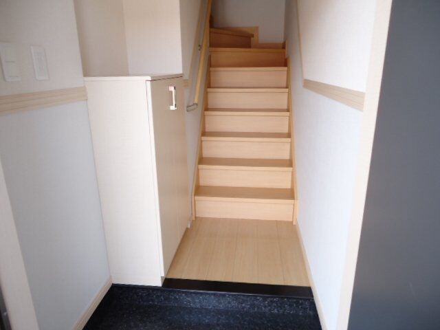 玄関　※同タイプ部屋の写真です。