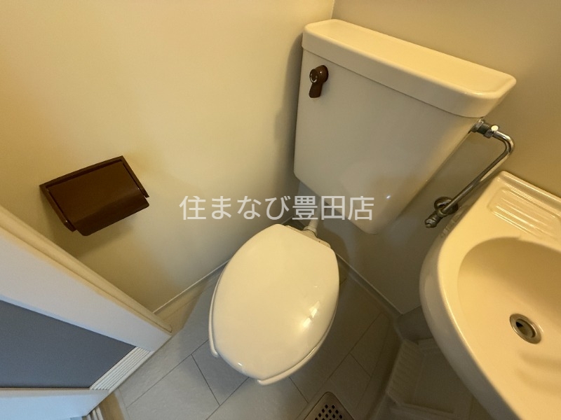 トイレ　同型タイプ