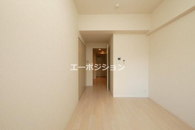 居室・リビング　Luxe難波西II