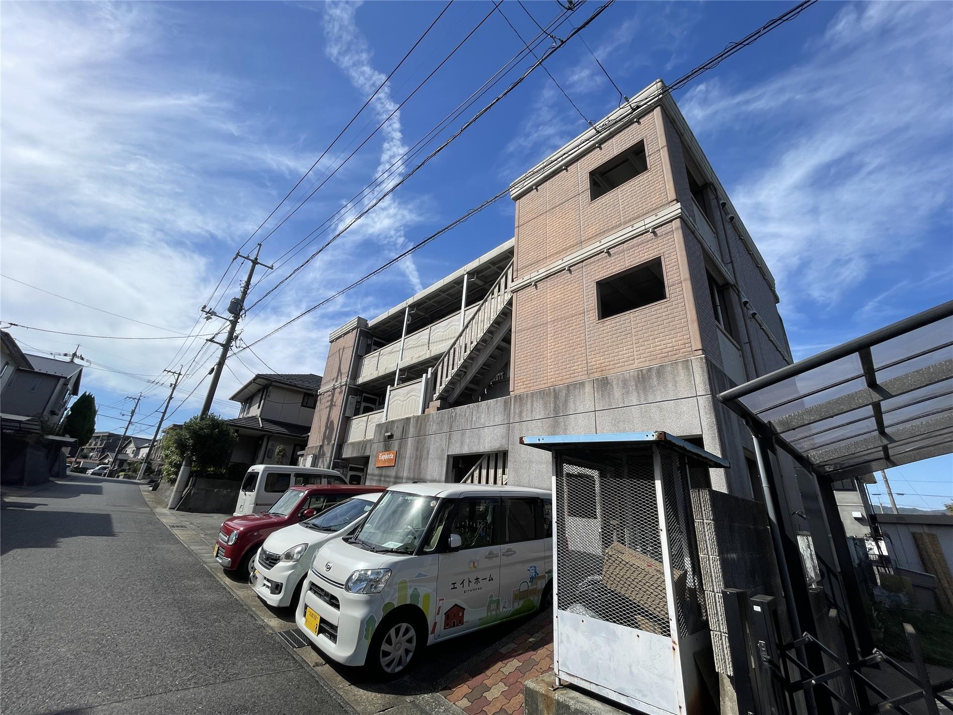 建物外観　2000年築　Euphoria　Since2000