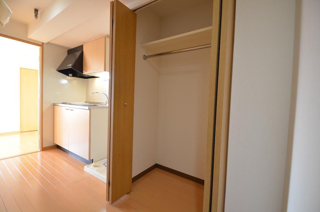 収納　クローゼット