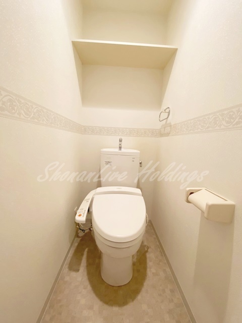 トイレ　温水洗浄便座付き♪