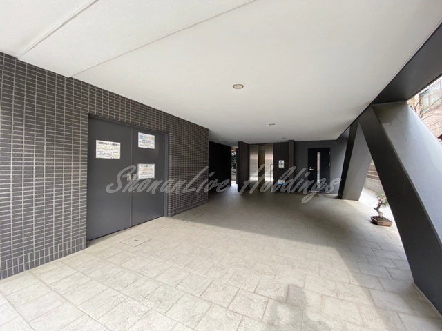 その他設備　おしゃれなエントランス♪