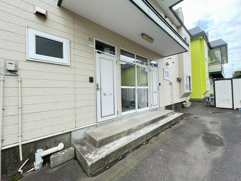 エントランス　エントランス