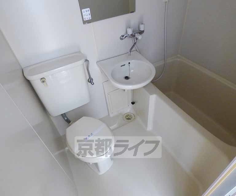 バス・シャワールーム　バスです。