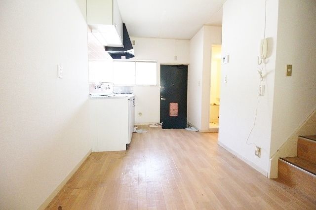 居室・リビング　★お問い合わせはタウンハウジング聖蹟桜ヶ丘店まで★