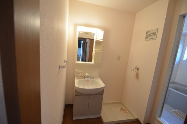 洗面設備　洗髪洗面化粧台