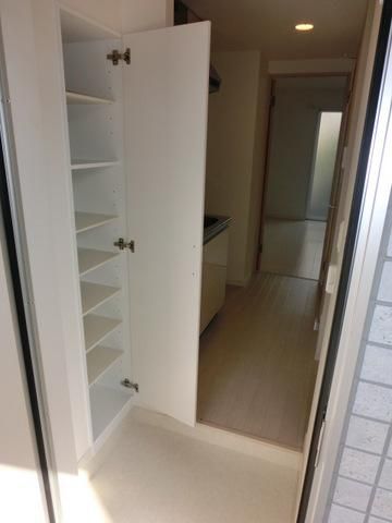 玄関　シューズボックス付玄関ルーム