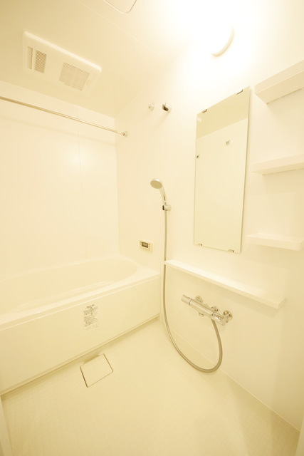 バス・シャワールーム　～今日の疲れは今日のうちにっ～