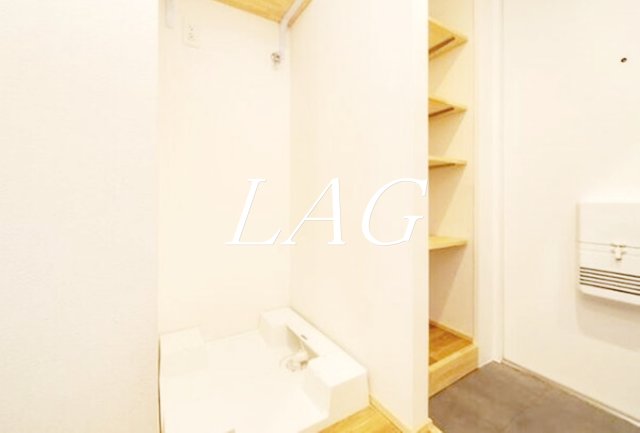 その他設備　洗濯機置場です。