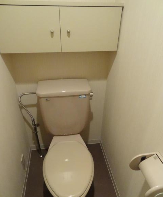 トイレ　別部屋参照