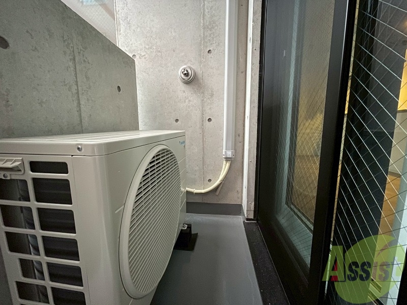 バルコニー　バルコニーです。洗濯物を干したり一息ついたりできますね！